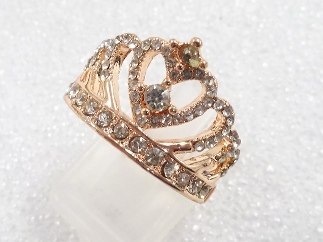 JAPANESE KIMONO / ANTIQUE CRYSTAL RING (SIZE 16)